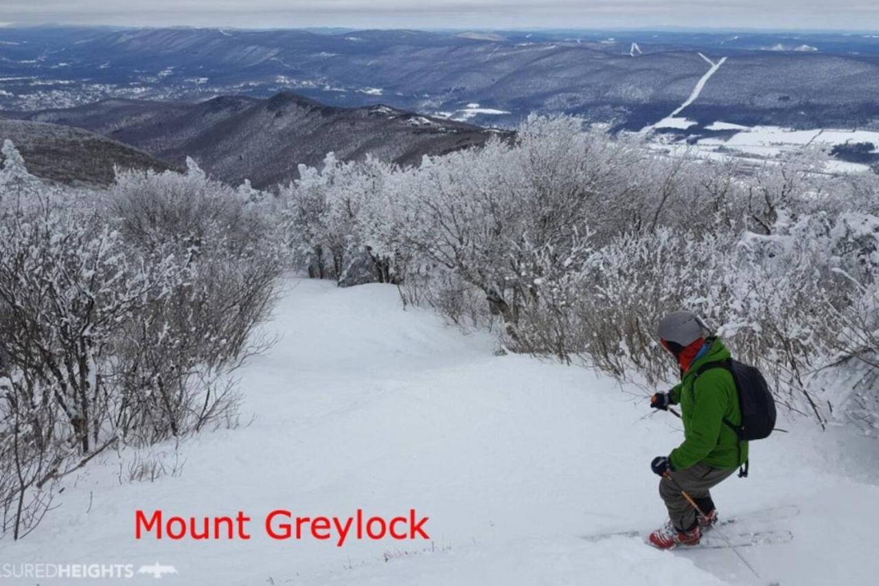 2 Bed Berkshire Getaway Minutes To Jiminy Peak Ski Ганкок Екстер'єр фото