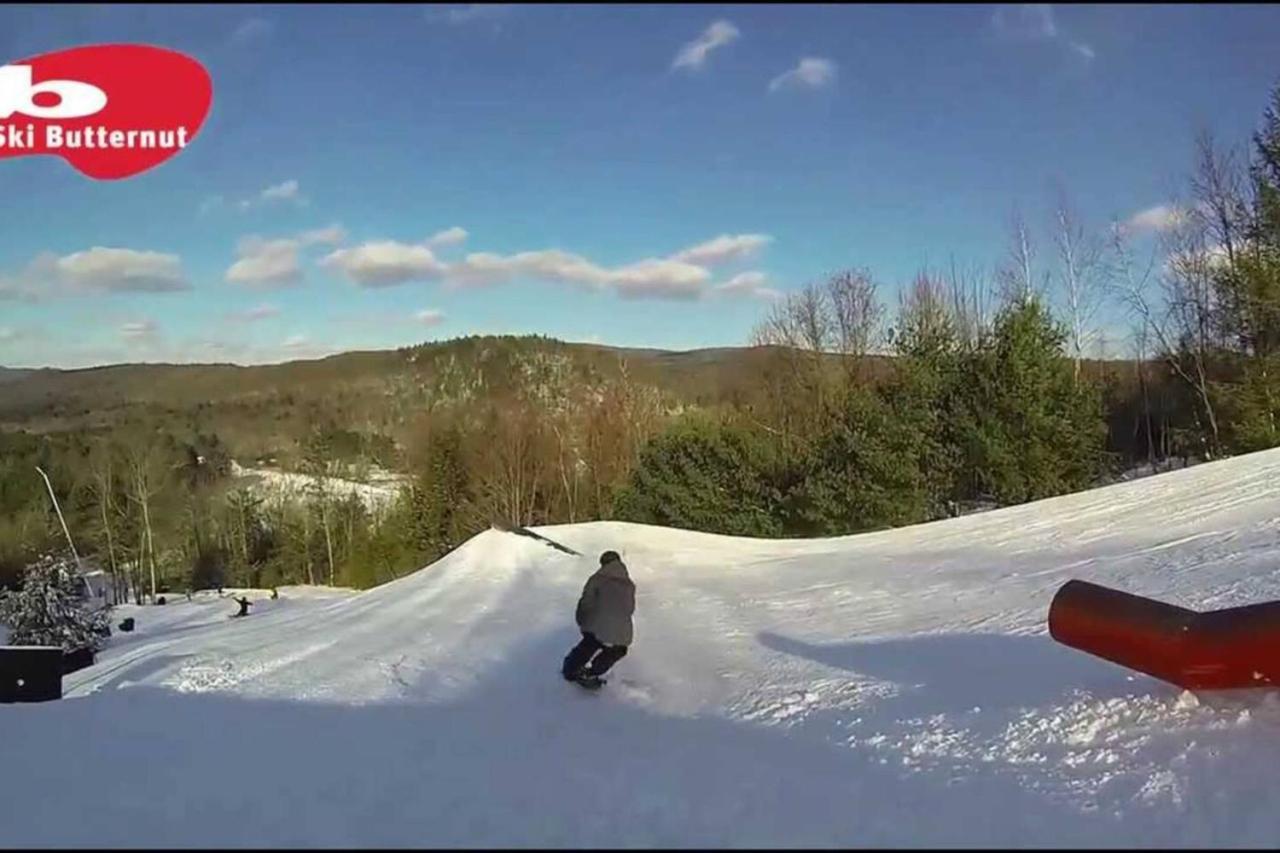 2 Bed Berkshire Getaway Minutes To Jiminy Peak Ski Ганкок Екстер'єр фото